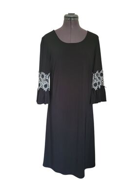 Cartise Black Shift Dress with Embroidered Daisy Bell Sleeves - Size 6